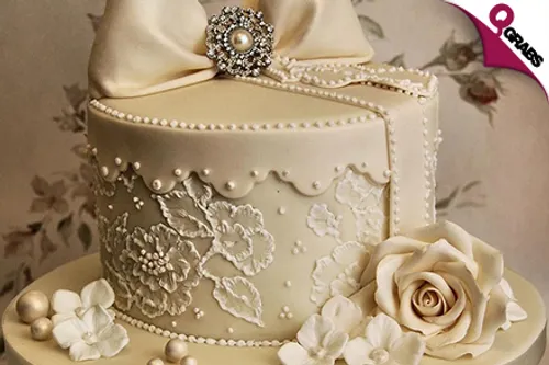 For QR59 Learn Recipes & Ideas for Starting Your Own Cake-Making Business with an Online Diploma Course! (QR1410 Value)
